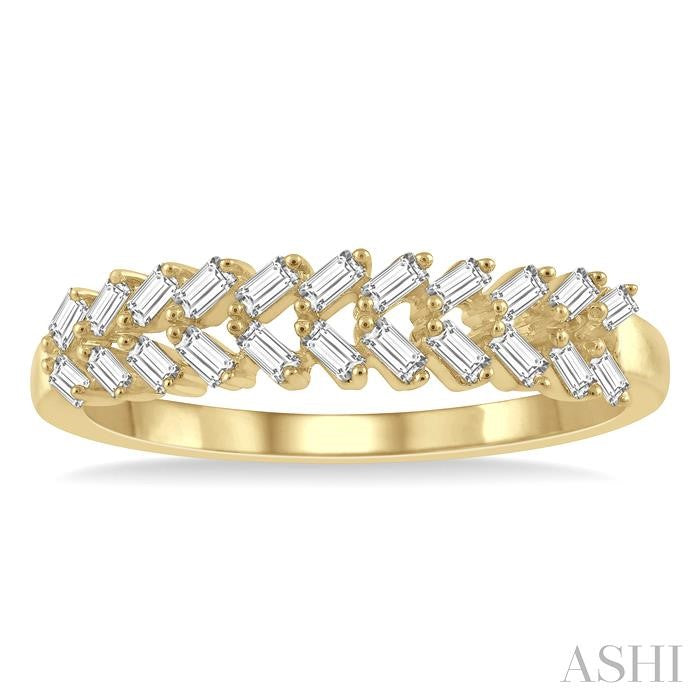 1/4 Ctw Stackable Baguette Diamond Fashion Ring in 14K Yellow Gold