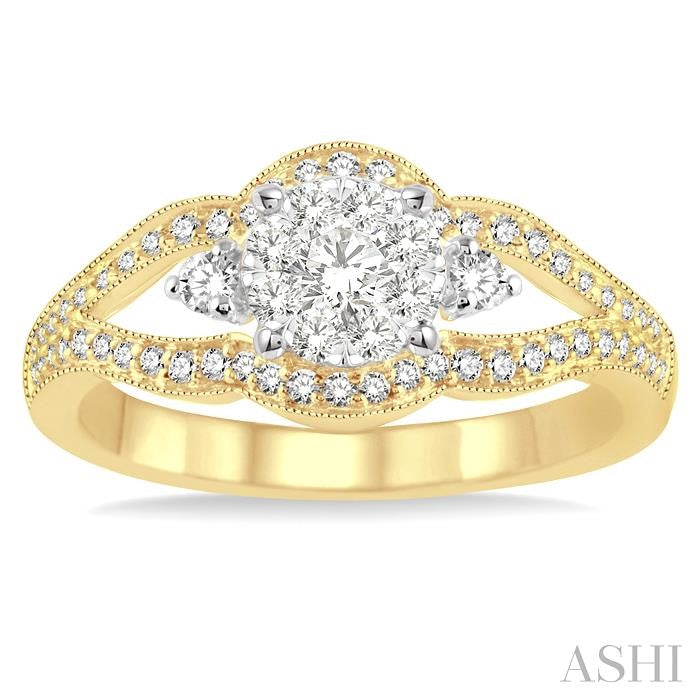 1/2 Ctw Round Cut Diamond Lovebright Ring in 14K Yellow and White Gold
