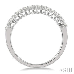 1/4 Ctw Stackable Baguette Diamond Fashion Band in 14K White Gold