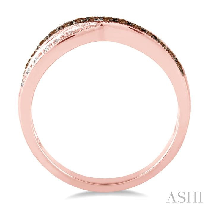 1/4 Ctw Round Cut White and Champagne Brown Diamond Ring in 14K Rose Gold