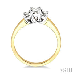 1/2 Ctw 3 Stone Princess Cut Diamond Ring in 14K Yellow and White Gold