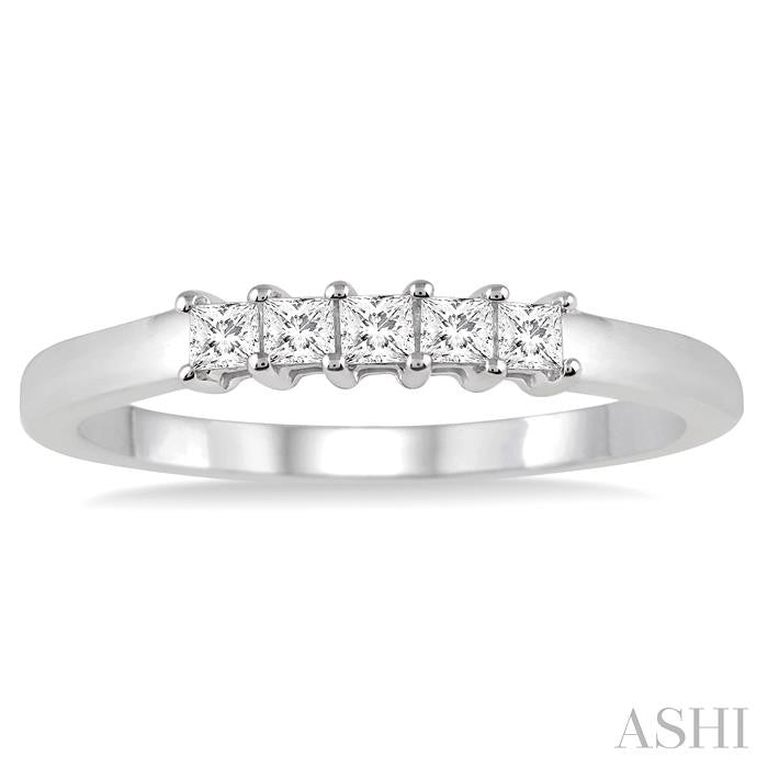 1/4 Ctw Princess Cut Diamond Wedding Band in 14K White Gold