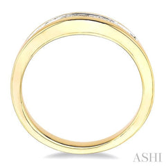 1/4 Ctw Princess Cut Diamond Matching Wedding Band in 14K Yellow Gold
