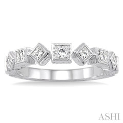 1/2 Ctw Diamond Fashion Band in 14K White Gold