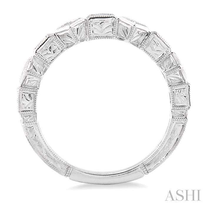 1/2 Ctw Diamond Fashion Band in 14K White Gold