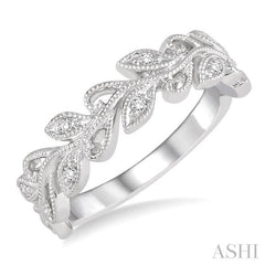1/10 Ctw Round Cut Diamond Leaf Ring in 14K White Gold