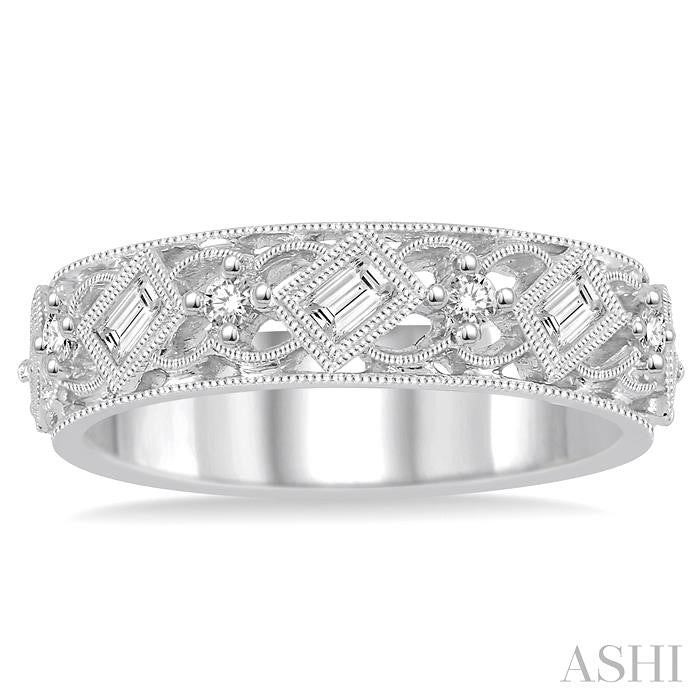 1/2 Ctw Diamond Stack Band in 14K White Gold