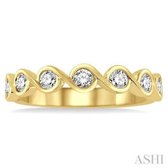 1/2 Ctw Round Cut Diamond Stack Band in 14K Yellow Gold