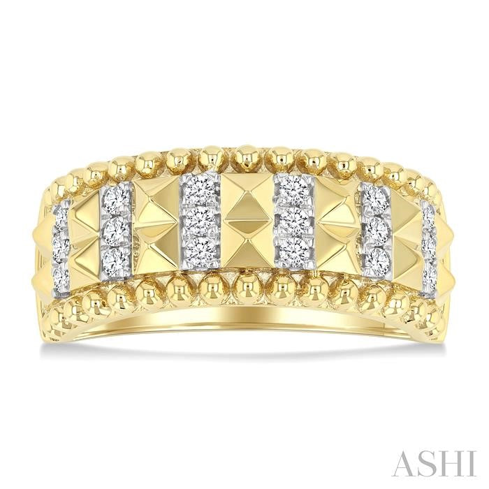 1/4 Ctw Round Cut Diamond Pyramid Fashion Band in 14K Yellow Gold