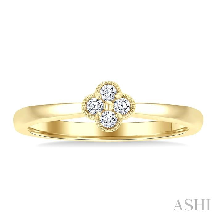 1/6 Ctw Clover Round Cut Diamond Fashion Ring in 14K Yellow Gold