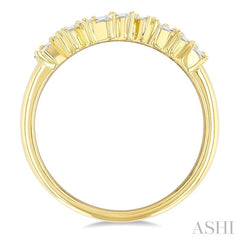 1/5 Ctw Scatter Baguette Cut Diamond Fashion Ring in 14K Yellow Gold
