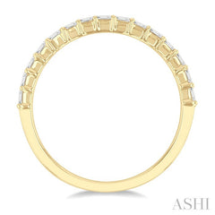1/4 Ctw Straight Row Baguette Cut Diamond Stackable Fashion Band in 14K Yellow Gold