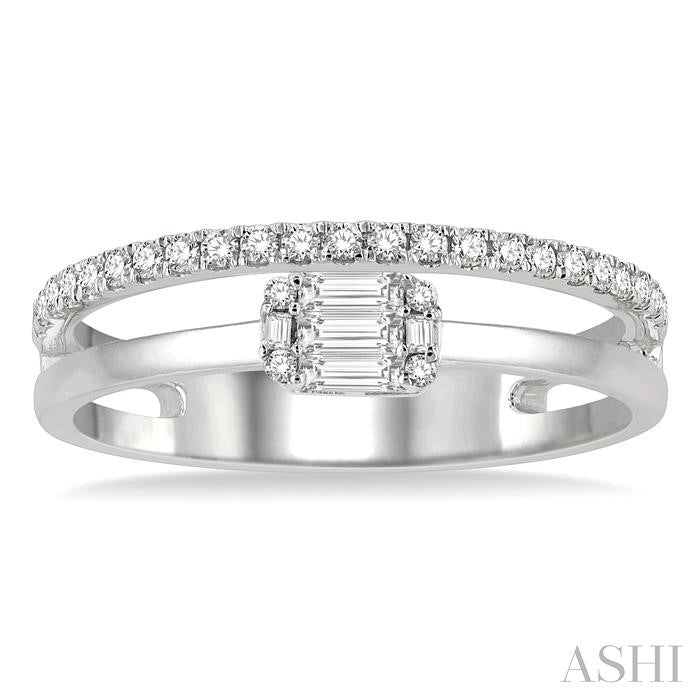 1/4 Ctw Twin Band Baguette and Round Cut Diamond Fusion Fashion Ring in 14K White Gold