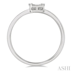1/4 Ctw Twin Band Baguette and Round Cut Diamond Fusion Fashion Ring in 14K White Gold