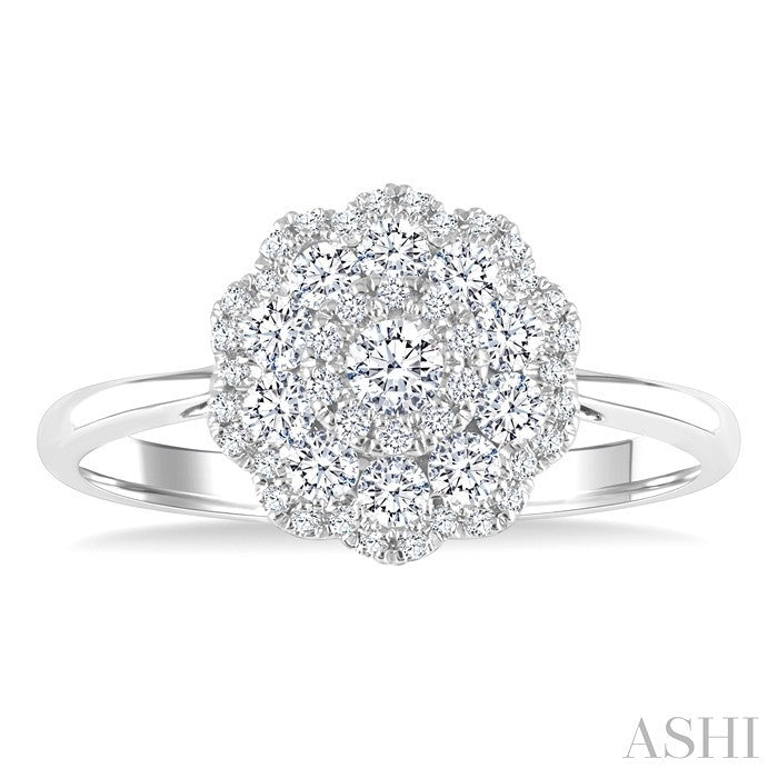 1/2 Ctw Floral Round Cut Diamond Fashion Ring in 14K White Gold