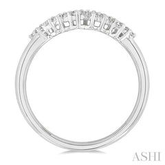 1/4 Ctw Scatter Round Cut Diamond Fashion Ring in 14K White Gold
