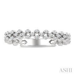1/5 Ctw Circular Link Round Cut Diamond Fashion Band in 10K White Gold