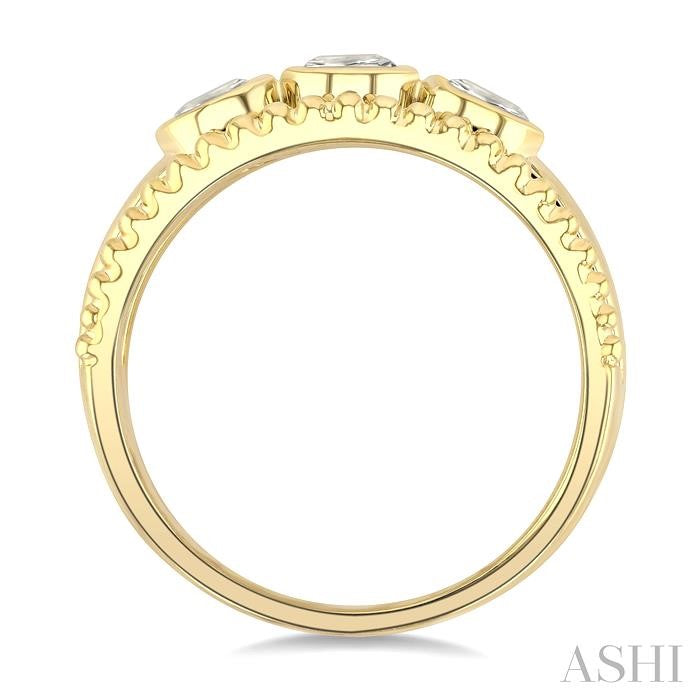 3/4 Ctw 3-Stone Bezel Set Round Cut Diamond Fashion Ring in 14K Yellow Gold
