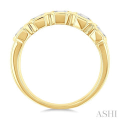 1 1/2 Ctw Bezel Set 5-Stone Emerald Cut Diamond Fashion Band in 14K Yellow Gold