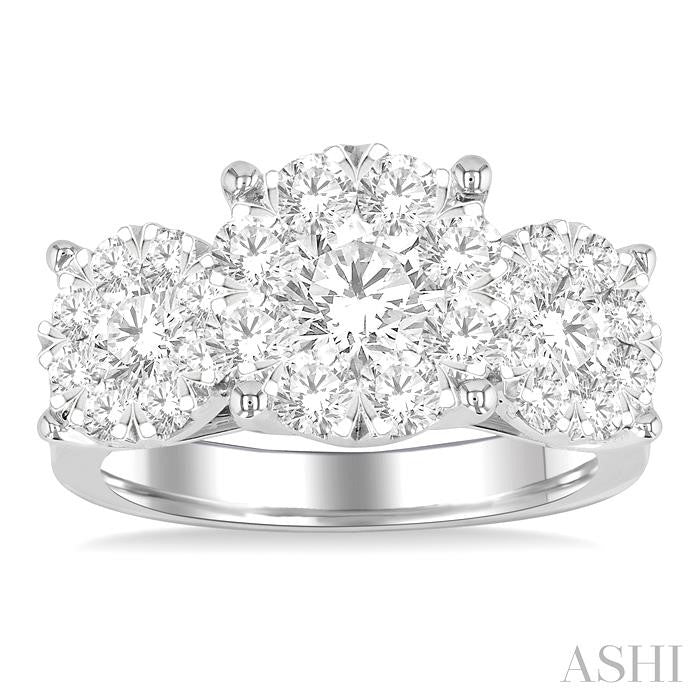 2 1/2 Ctw Lovebright Round Cut Diamond Ring in 14K White Gold