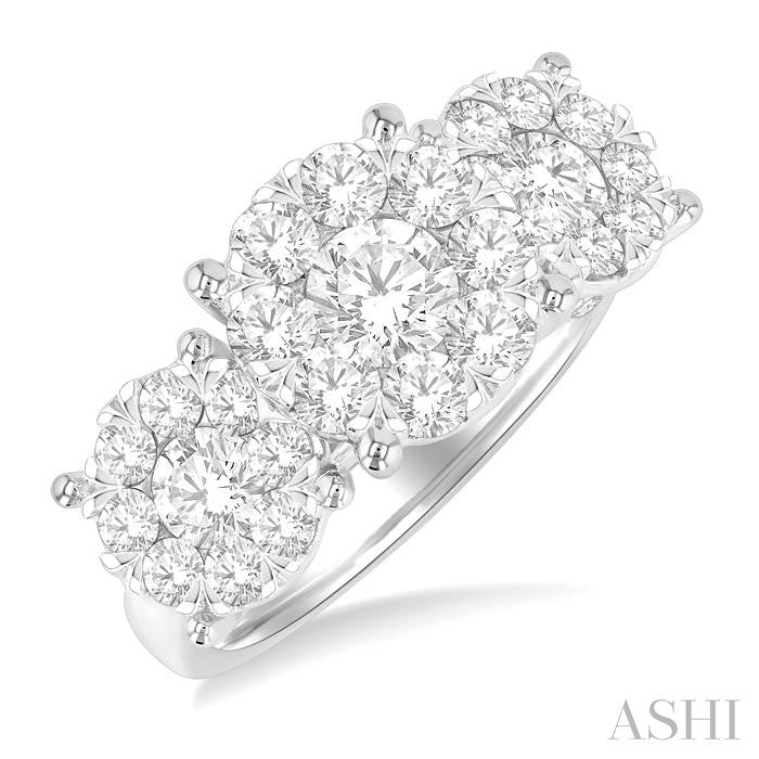 2 1/2 Ctw Lovebright Round Cut Diamond Ring in 14K White Gold