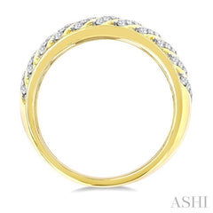 1/2 Ctw Dome Shape Slanted Ribbed Pattern Round Cut Diamond Fashion Ring in 14K Yellow Gold
