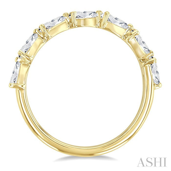 1 Ctw East-West Pear Shape Diamond Fashion Band in 14K Yellow Gold