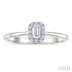 1/4 Ctw Octagon and Round Cut Diamond Fashion Halo Ring in 14K White Gold