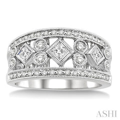 5/8 Ctw Diamond Fashion Ring in 14K White Gold