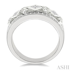5/8 Ctw Diamond Fashion Ring in 14K White Gold