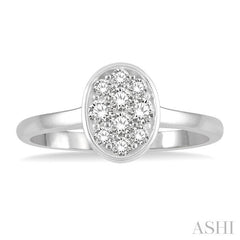 1/3 Ctw Oval Mount Round Cut Diamond Cluster Ladies Ring in 14K White Gold