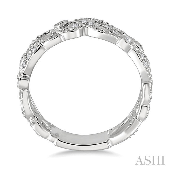 1/5 Ctw Diamond Fashion Ring in 14K White Gold
