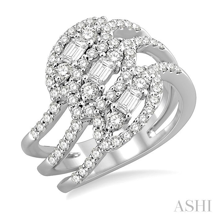 1 1/2 Ctw Round and Baguette Cut Diamond Fashion Ring in 14K White Gold
