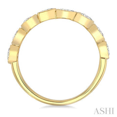 1 Ctw Bezel Set Mixed Diamond Cut Fashion Band in 14K Yellow Gold