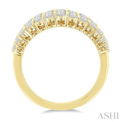 1 5/8 Ctw Baguette and Round Cut Diamond Fashion Band in 14K Yellow Gold