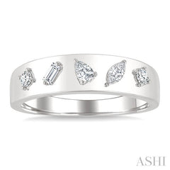 1/4 Ctw Mixed Cut Diamond Bold Fashion Ring in 14K White Gold