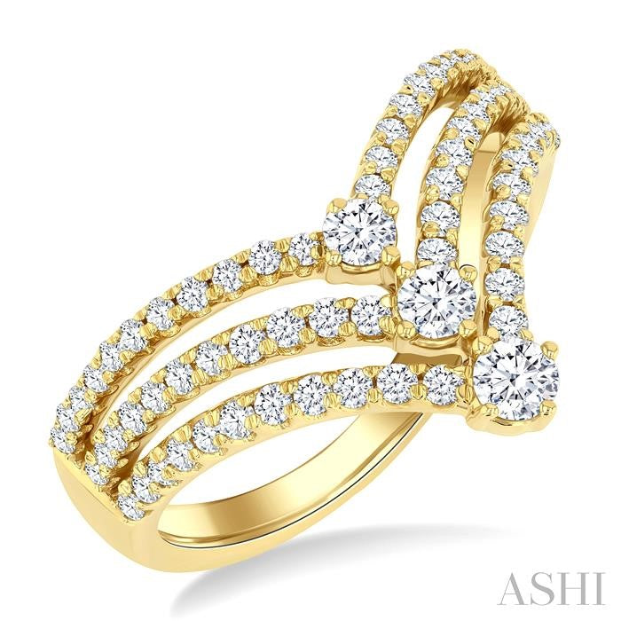 3/4 Ctw Triple Chevron Round Cut Diamond Fashion Ring in 14K Yellow Gold