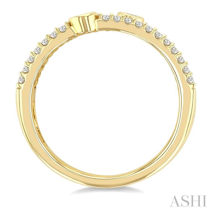 1/5 Ctw Triple Row Round Cut Diamond Fashion Band in 10K Yellow Gold