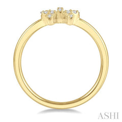 1/10 Ctw Bow Cutout Round Cut Diamond Petite Fashion Ring in 10K Yellow Gold