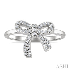 1/5 Ctw Round Cut Diamond Bow Petite Fashion Ring in 10K White Gold