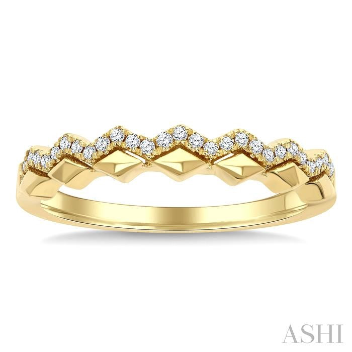 1/10 Ctw Geometric Zigzag Round Cut Diamond Petite Fashion Band in 10K Yellow Gold
