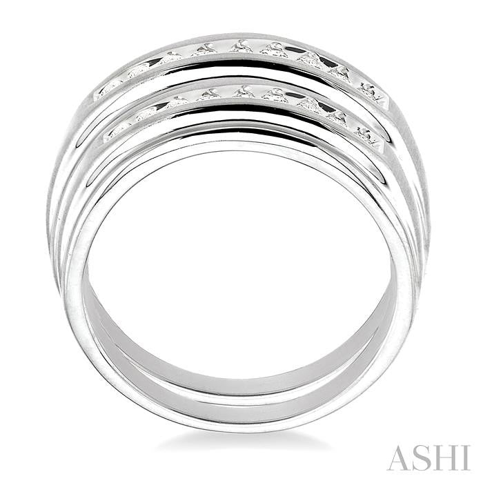 1/3 Ctw Round Cut Diamond Duos Ring Set in 14K White Gold
