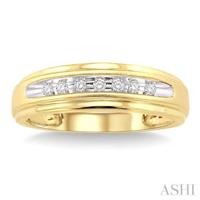 1/20 Ctw Round Cut Diamond Women's Ring in 14K Yellow Gold