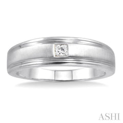 1/20 Ctw Princess Cut Diamond Women's Ring in 14K White Gold