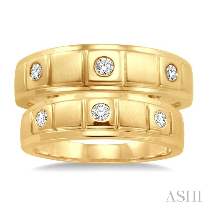 1/4 Ctw Round Cut Diamond Duos Ring Set in 14K Yellow Gold