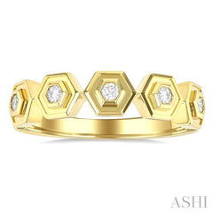 1/8 Ctw Hexagon Shape Link Round Cut Diamond Fashion Ring in 14K Yellow Gold