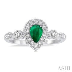 6X4 MM Pear Shape Emerald Center and 1/4 Ctw Round Cut Diamond Ring in 14K White Gold