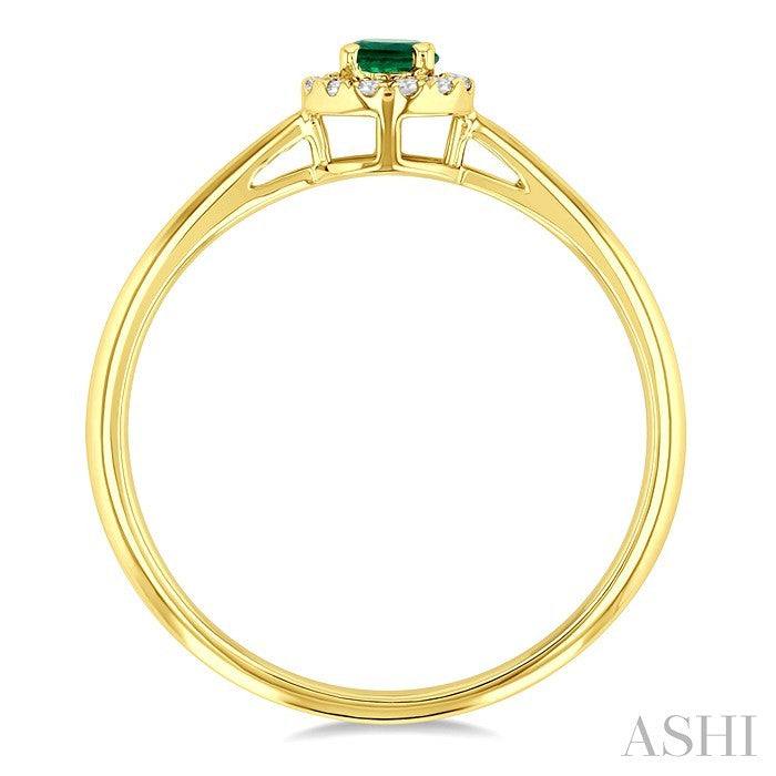 3.25 MM Round Emerald and 1/20 Ctw Round Cut Diamond Halo Precious Ring in 14K Yellow Gold