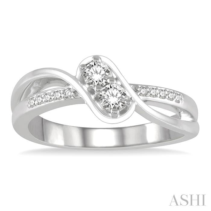 1/4 Ctw Cross Over Embraced Center Round Cut Diamond 2Stone Ring in 14K White Gold