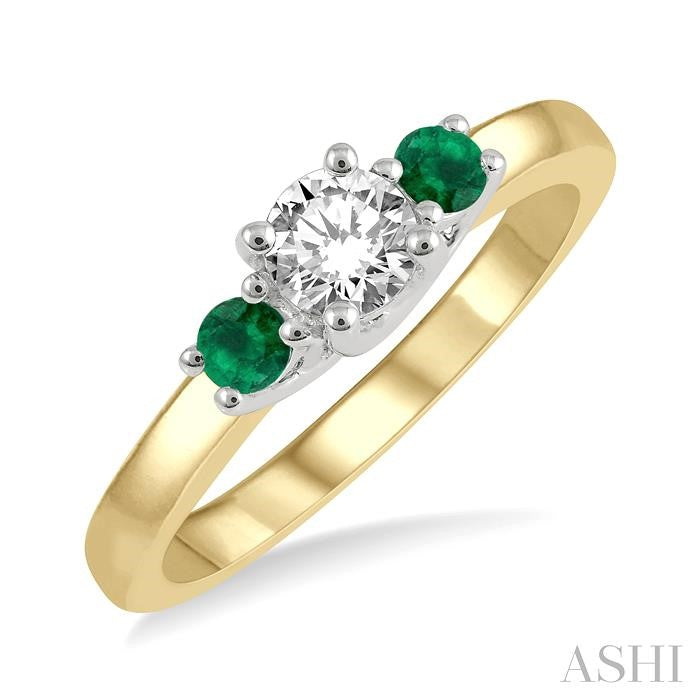 2.70 MM Round Shape Emerald and 1/3 Ctw Past, Present and Future Round Cut Diamond Precious Ring in 14K Yellow and White Gold